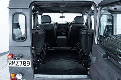2014 Land Rover Defender - Thumbnail