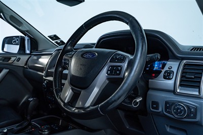 2017 Ford Everest - Thumbnail