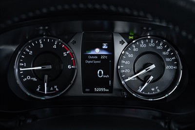 2022 Toyota Hilux - Thumbnail