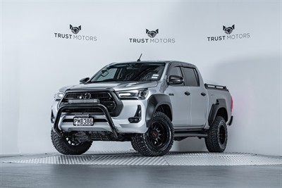 2022 Toyota Hilux - Thumbnail