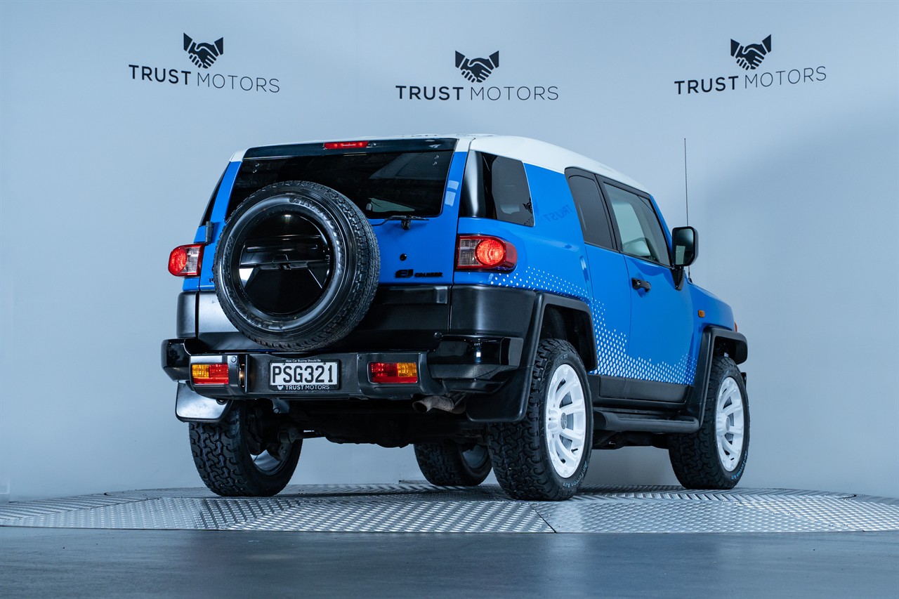 2013 Toyota FJ Cruiser