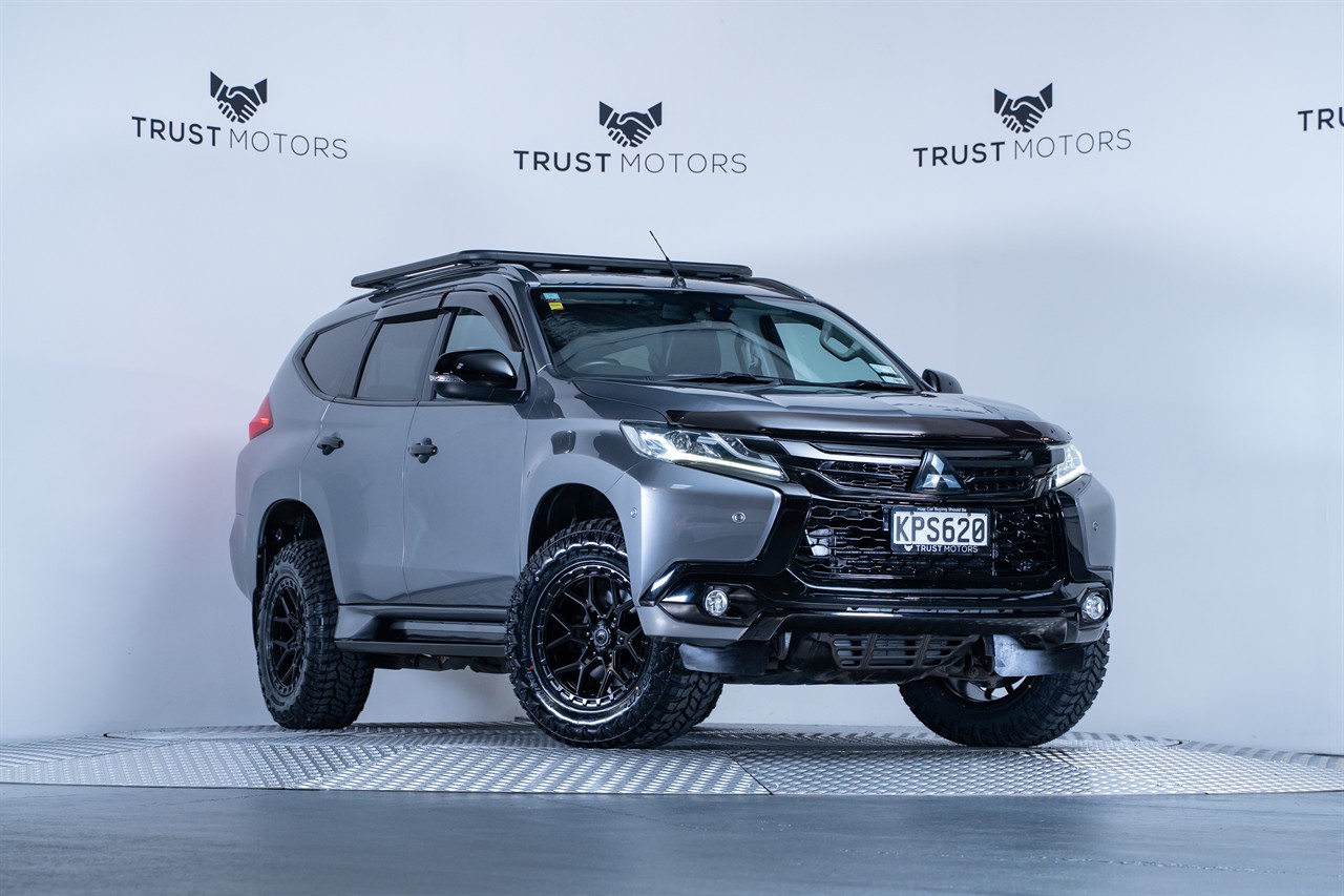 2017 Mitsubishi Pajero Sport