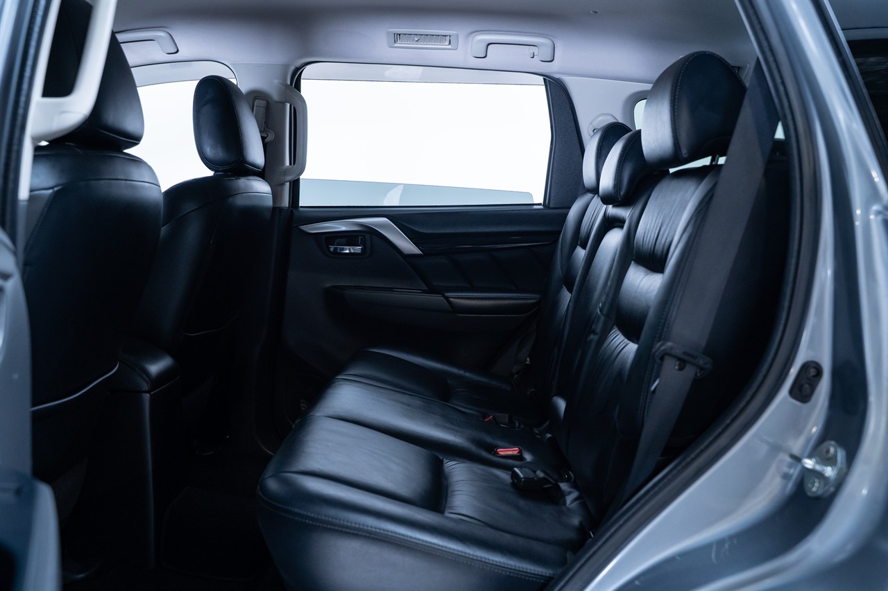 2017 Mitsubishi Pajero Sport