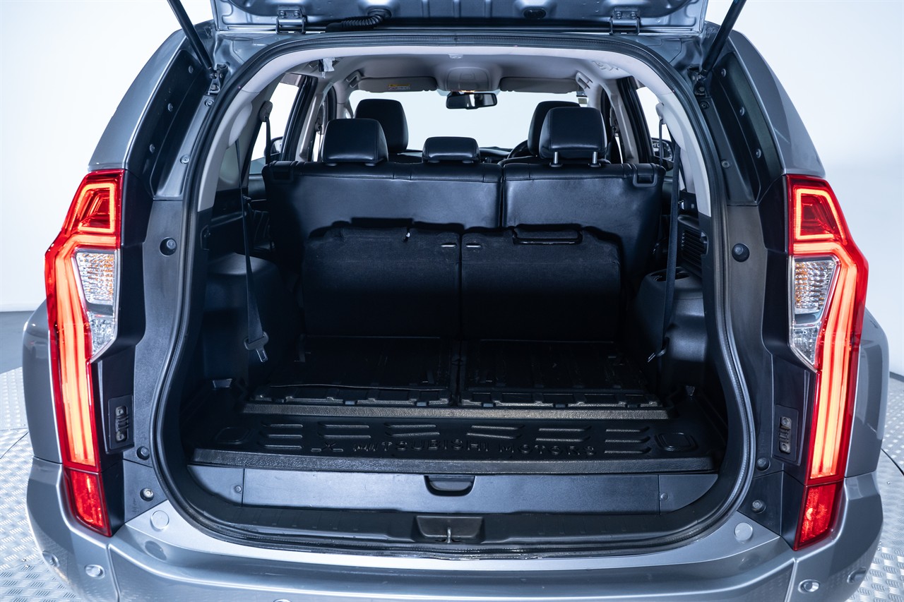 2017 Mitsubishi Pajero Sport