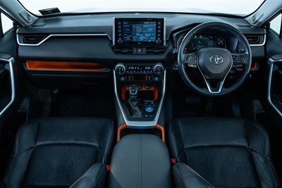 2019 Toyota Rav4 - Thumbnail