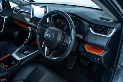 2019 Toyota Rav4 - Thumbnail