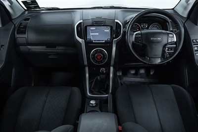 2017 Isuzu D-Max - Thumbnail