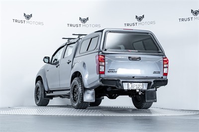 2017 Isuzu D-Max - Thumbnail