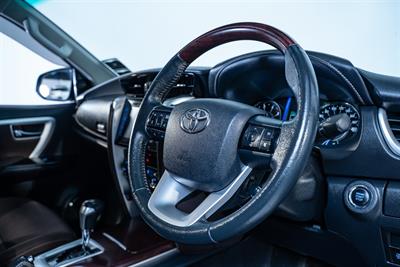 2018 Toyota Fortuner - Thumbnail