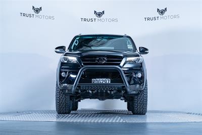 2018 Toyota Fortuner - Thumbnail