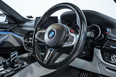 2018 BMW M5 - Thumbnail