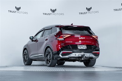 2022 Kia Sportage - Thumbnail