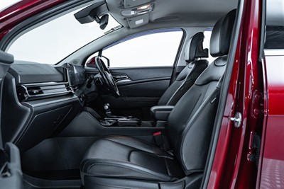 2022 Kia Sportage - Thumbnail