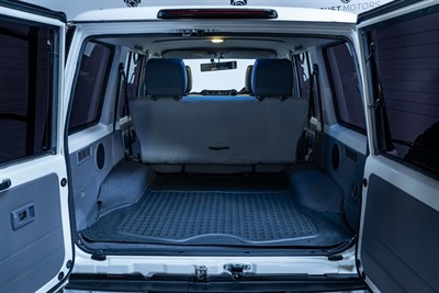 2020 Toyota Landcruiser - Thumbnail