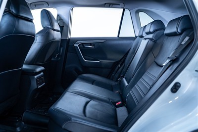 2020 Toyota Rav4 - Thumbnail