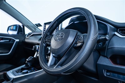 2020 Toyota Rav4 - Thumbnail