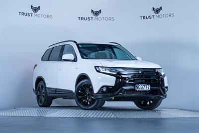 2020 Mitsubishi Outlander - Image Coming Soon