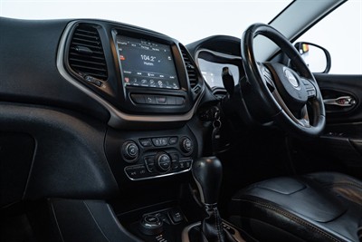 2015 Jeep Cherokee - Thumbnail