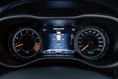 2015 Jeep Cherokee - Thumbnail