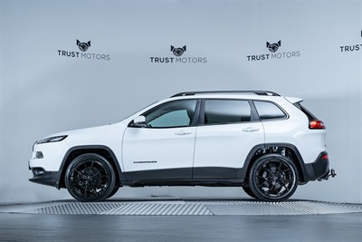 2015 Jeep Cherokee - Thumbnail