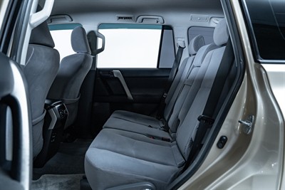 2011 Toyota Landcruiser Prado - Thumbnail