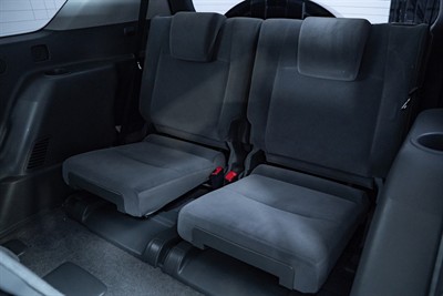 2011 Toyota Landcruiser Prado - Thumbnail