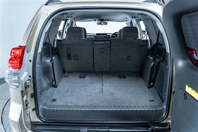 2011 Toyota Landcruiser Prado - Thumbnail