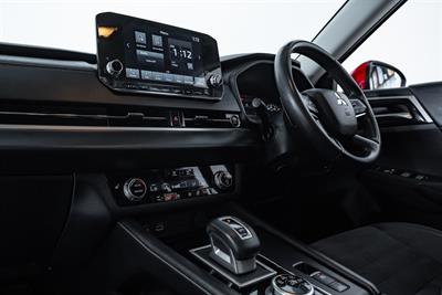 2022 Mitsubishi Outlander - Thumbnail