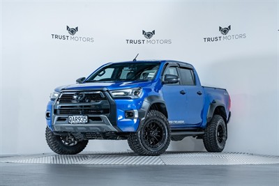 2023 Toyota Hilux - Thumbnail