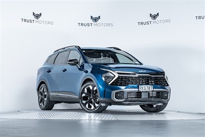 2022 Kia Sportage - Thumbnail