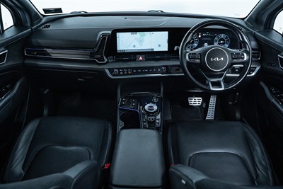 2022 Kia Sportage - Thumbnail