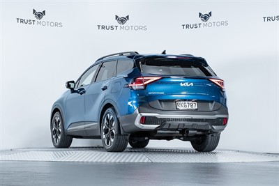 2022 Kia Sportage - Thumbnail