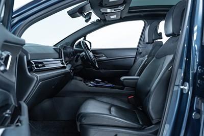 2022 Kia Sportage - Thumbnail