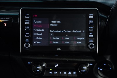 2023 Toyota Hilux - Thumbnail