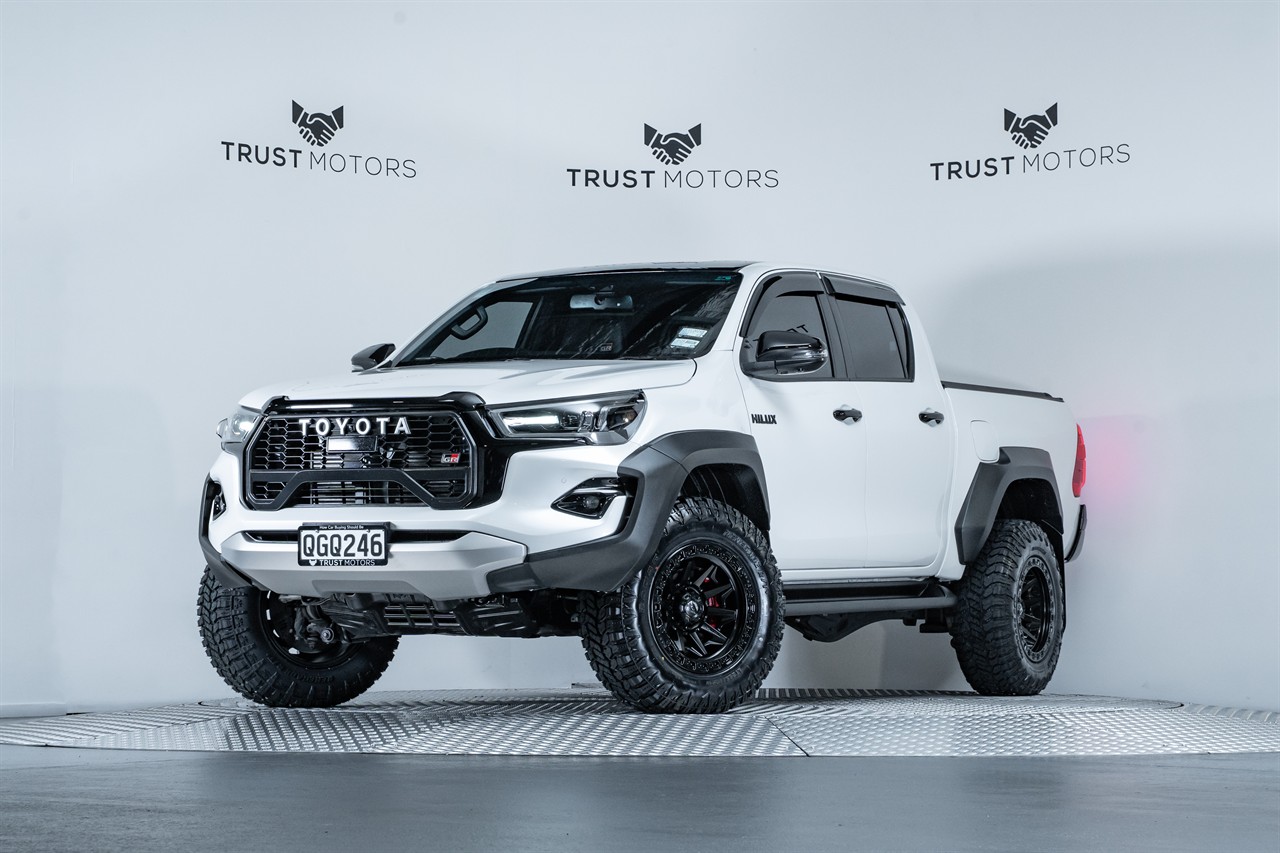 2023 Toyota Hilux