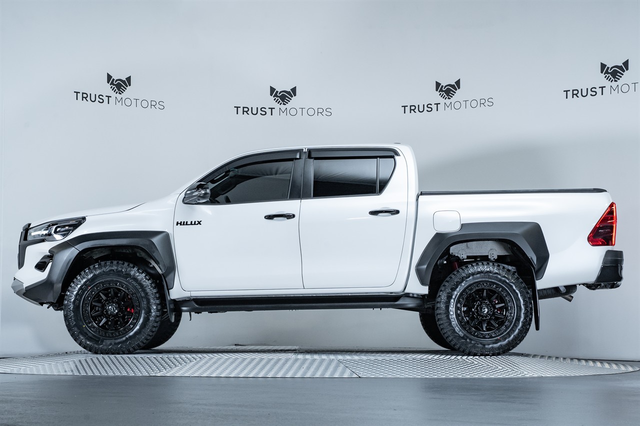 2023 Toyota Hilux