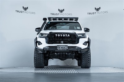 2019 Toyota Hilux - Thumbnail