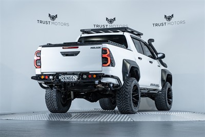 2019 Toyota Hilux - Thumbnail