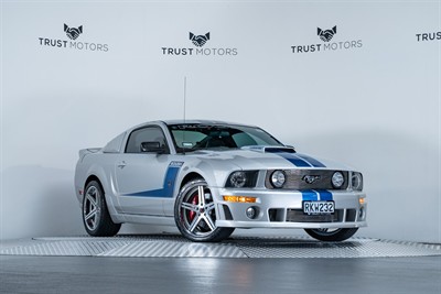 2006 Ford Mustang - Thumbnail