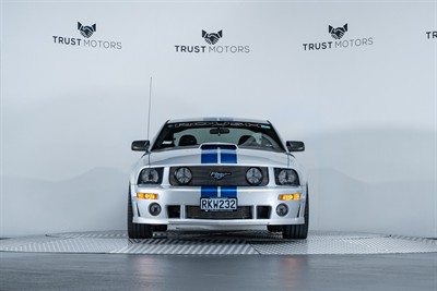 2006 Ford Mustang - Thumbnail