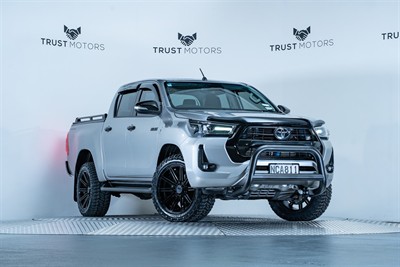 2020 Toyota Hilux - Thumbnail