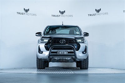 2020 Toyota Hilux - Thumbnail