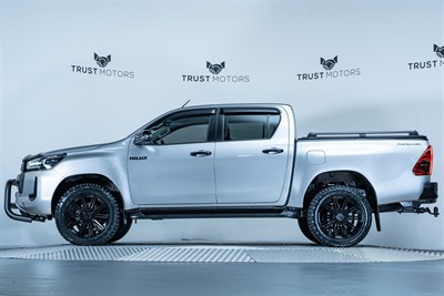 2020 Toyota Hilux - Thumbnail