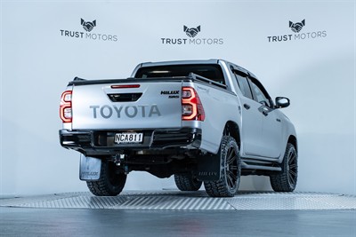 2020 Toyota Hilux - Thumbnail