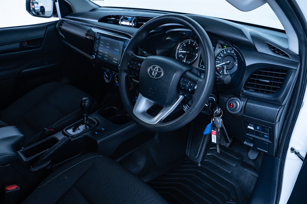 2023 Toyota Hilux