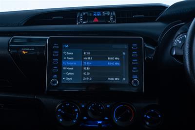 2023 Toyota Hilux - Thumbnail
