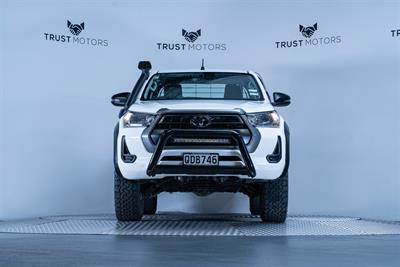 2023 Toyota Hilux - Thumbnail