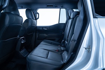 2024 Toyota Landcruiser Prado - Thumbnail