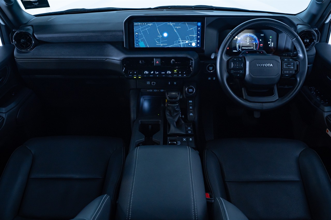2024 Toyota Landcruiser Prado