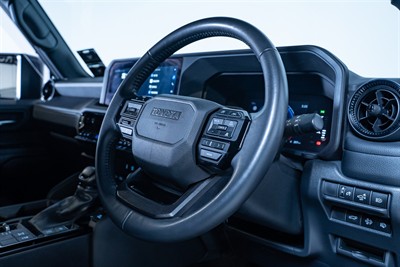 2024 Toyota Landcruiser Prado - Thumbnail